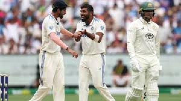 बॉक्सिंग डे टेस्टः ऑस्ट्रेलिया ने पहली पारी में भारत के ख़िलाफ़ बनाए 474 रन