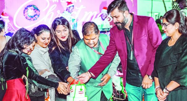 आशा, शांति और आनंद से कलिंगा ने मनाया क्रिसमस 