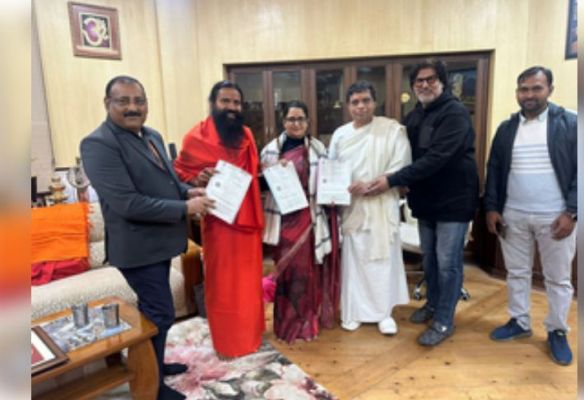 हर साल बहराइच की 50 हजार टन हल्दी खरीदेंगे योगगुरु स्वामी रामदेव 