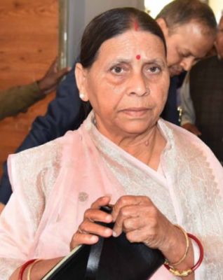 बिहार की पूर्व मुख्यमंत्री राबड़ी देवी का जन्मदिन, शुभकामनाएं देने वालों का तांता लगा 