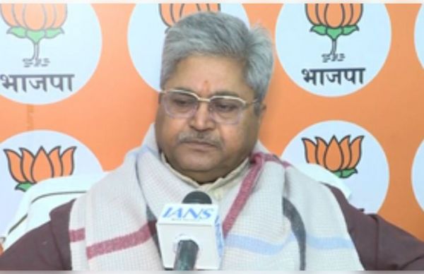 आम आदमी पार्टी अपनी जिम्मेदारियों से मुंह मोड़ लेती है : दुष्यंत गौतम 