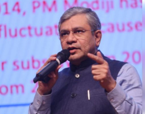 नए साल पर केंद्र ने दिया किसानों को तोहफा, खाद पर सब्सिडी बढ़ी 