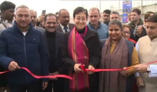 पंजाबी बाग फ्लाईओवर को सीएम आतिशी ने किया जनता को समर्पित 