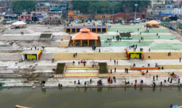 महाकुंभ : देश-दुनिया से आने वाले श्रद्धालुओं के लिए सज और संवर चुका है प्रयागराज 