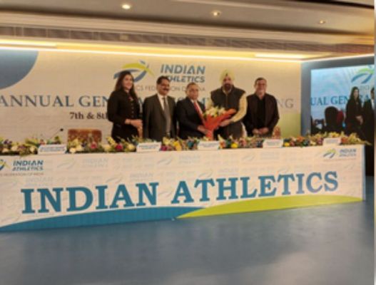 नहीं हो सकता ईवीएम हैक, मतदाता सूची की जानकारी भी हर पार्टी को दी जाती है: मुख्य चुनाव आयुक्त