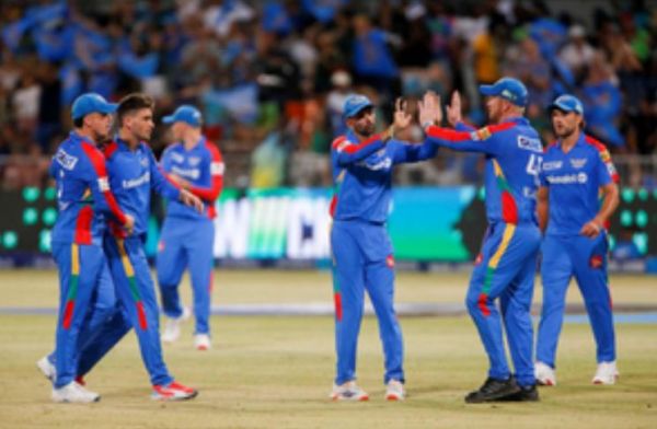 एसए20 : सुपर जायंट्स ने आखिरी गेंद पर रोमांचक मुकाबले में कैपिटल्स को दो रन से हराया 