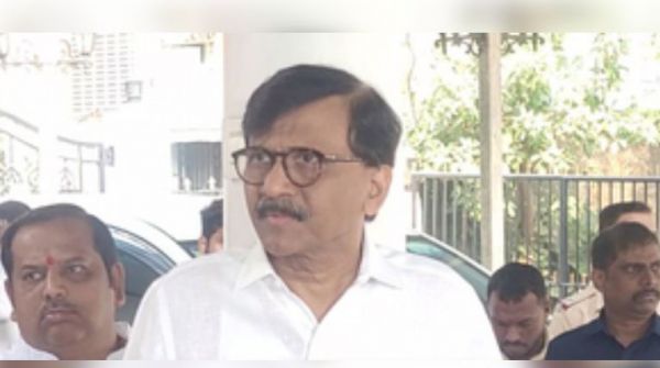 भाजपा सरकार ने माफिया को संरक्षण दिया : संजय राउत 