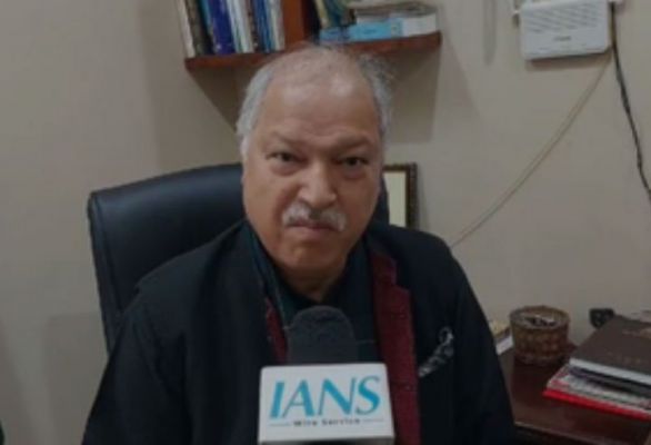 अरविंद केजरीवाल को कांग्रेस के बारे में कुछ पता नहीं : शकील अहमद