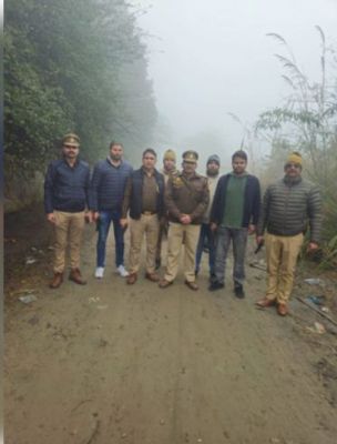 ग्रेटर नोएडा : पुलिस मुठभेड़ में दो शातिर बदमाश गोली लगने के बाद गिरफ्तार 