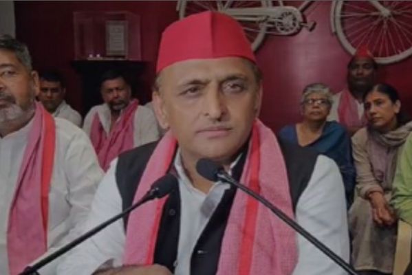 दिल्ली चुनाव में आप को समर्थन का मतलब कांग्रेस का विरोध नहीं : अखिलेश यादव 