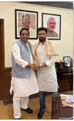 दिल्ली चुनाव : लोजपा (रा) ने देवली सीट से दीपक तंवर वाल्मीकि को बनाया उम्मीदवार 