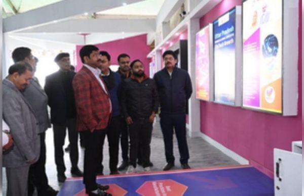 महाकुंभ नगर के सेक्टर 25 में इन्वेस्ट यूपी पंडाल का हुआ विधिवत उद्घाटन