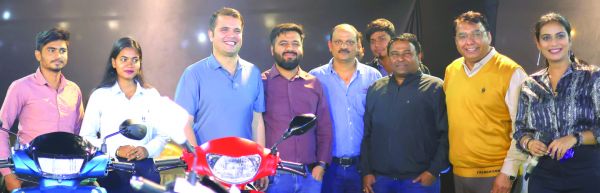 ऑटो एक्सपो से दो दिनों में सरकार को मिले 100 तो रोड टैक्स में छूट से ग्राहकों को 13 करोड़-राडा