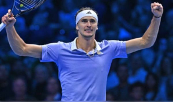 ज्वेरेव ने बेकर को पीछे छोड़ा, सेमीफाइनल में पहुंचे 