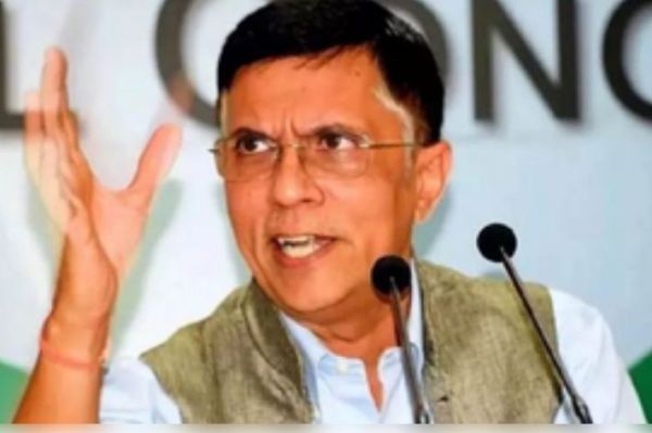 अनेक राजघरानों के कुकर्मों की सूची को चंद राजाओं की नेकी से नहीं ढका जा सकता : पवन खेड़ा 