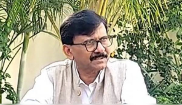 महाकुंभ भगदड़ के लिए योगी-मोदी सरकार का वीआईपी कल्चर जिम्मेदार : संजय राउत 