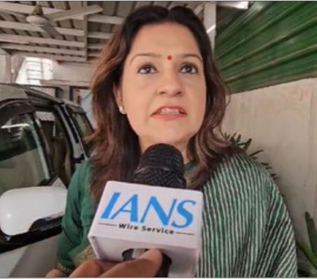 यमुना नदी हमारे लिए पूजनीय, भाजपा को मथुरा में भी करनी चाहिए सफाई : प्रियंका चतुर्वेदी 