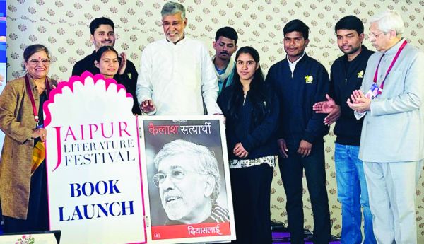 अंधेरे का अंत हमेशा किसी छोटी सी चिंगारी से होता है-सत्यर्थी 