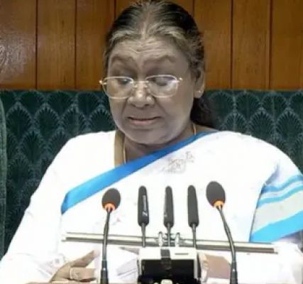 अर्थव्यवस्था को नीतिगत पंगुता से उबारने के लिए काम हुआ, एक साथ चुनाव और वक्फ पर कदम उठाए: राष्ट्रपति