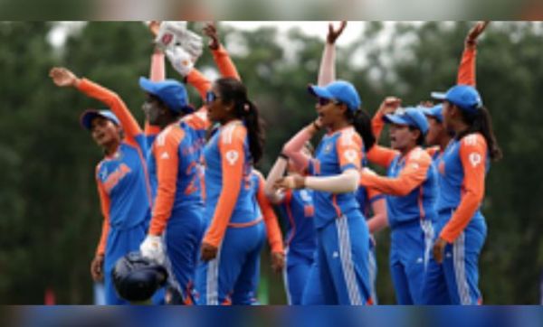 अंडर-19 विश्व कप: इंग्लैंड को 9 विकेट से रौंदकर फाइनल में पहुंचा भारत