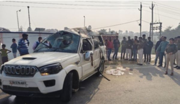 मुजफ्फरपुर : महाकुंभ से स्नान कर लौट रहे लोगों की स्कॉर्पियो पलटी, पांच की मौत 