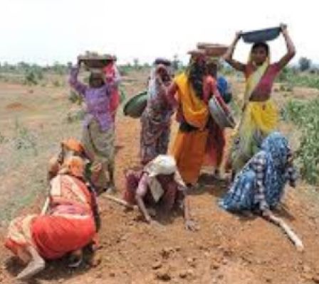 मनरेगा की ‘अनदेखी’ करने को लेकर कांग्रेस ने साधा सरकार पर निशाना