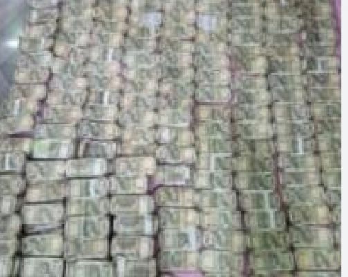 ओडिशा सरकार के अधिकारी के घर से 1.5 करोड़ नकद बरामद