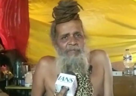 महाकुंभ : दान में मिले संन्यासियों से बनता है गोदड़ अखाड़ा, इनका काम कर देगा हैरान 