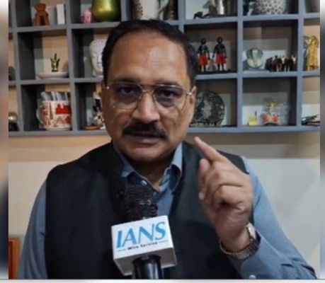 केजरीवाल ने 'आप' उम्मीदवारों को खरीदने का लगाया आरोप, सचदेवा बोले- 'एंटी करप्शन ब्यूरो' में होगी शिकायत 