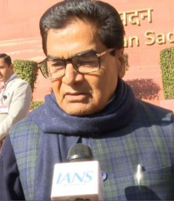 चुनाव आयोग में बैठे कुछ लोग पेड एजेंट: राम गोपाल यादव 