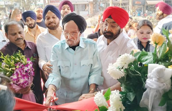 प्रीमियम ब्रांड्स के क्यूरेटेड कलेक्शन के साथ शॉपर्स स्टॉप लांच
