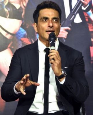 धोखाधड़ी मामले में गिरफ्तारी वारंट की खबरों पर सोनू सूद ने तोड़ी चुप्पी