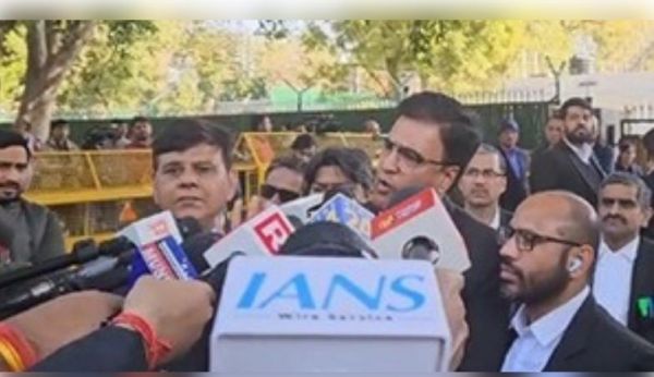 ‘एसीबी के पास कार्रवाई के पेपर नहीं, किस हक से कर रहे जांच’, ‘आप’ के लीगल हेड ने उठाए सवाल 