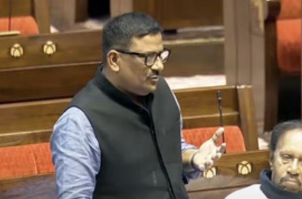 राज्यसभा में जेडीयू सांसद संजय झा ने दरभंगा हवाई अड्डे का नाम बदलने की मांग की 