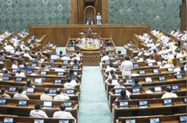 सांसद विजय कुमार ने आवश्यक वस्तुओं की बढ़ती कीमतों को लेकर दिया स्थगन प्रस्ताव, चर्चा की उठाई मांग