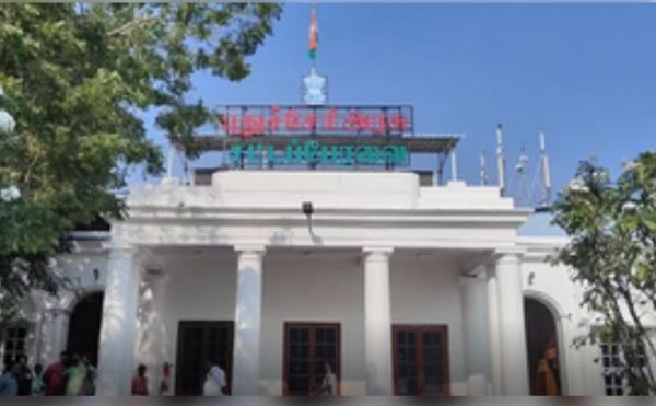 पुडुचेरी में शराब फैक्ट्री के खिलाफ भाजपा विधायकों का विरोध 