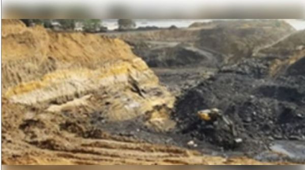 अफगानिस्तान के समांगन प्रांत में कोयला खदान में विस्फोट, तीन खनिकों की मौत 