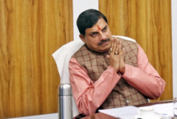 मध्य प्रदेश में 12वीं के स्कूल टॉपर को 21 फरवरी को मिलेगा लैपटॉप 