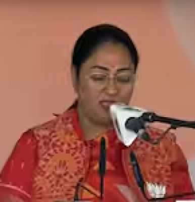 रेखा गुप्ता बनीं दिल्ली की नौवीं मुख्यमंत्री, प्रवेश वर्मा सहित छह विधायकों ने ली मंत्री पद की शपथ