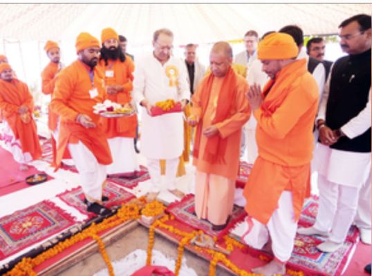 लखीमपुर अब पिछड़ा जनपद नहीं, यहां की धरती सोना उगलती है : सीएम योगी 