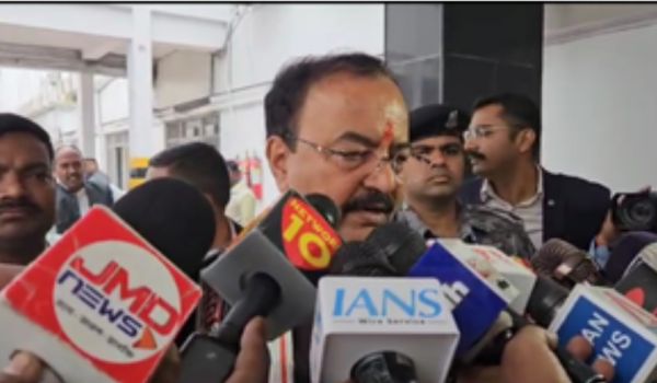 2027 में भाजपा बड़े बहुमत से सरकार बनाएगी, सपा का भविष्य अंधकार में : केशव प्रसाद