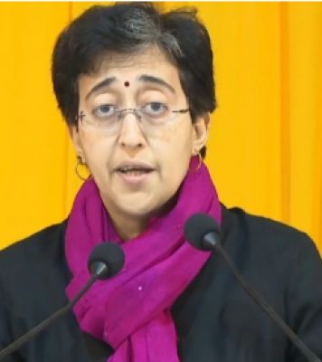 आतिशी ने विधानसभा अध्यक्ष को पत्र लिखकर आप विधायकों के निलंबन को ‘लोकतंत्र पर प्रहार’ बताया