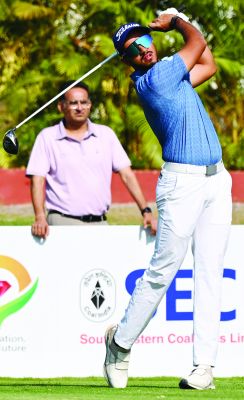 शौर्य की तेजतर्रार 61 की पारी ने पांच शॉट आगे शीर्ष पर पहुंचाया