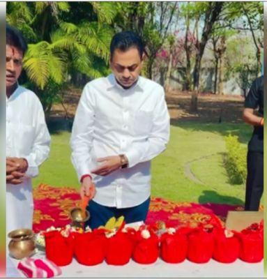 नकुलनाथ ने गंगा जल को पूजन कर मंदिरों को भेजा