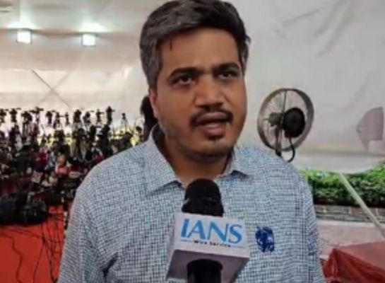गंगा जल को लेकर राज ठाकरे ने जो बयान दिया है, वो प्रदूषण के बारे में हैं : रोहित पवार 