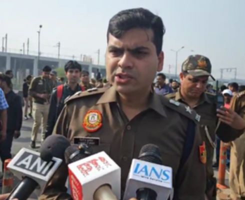 गाजीपुर में युवक की गोली मारकर हत्या के मामले में दो लोगों को हिरासत में लिया, जाम खोला जा रहा: एडिशनल डीसीपी