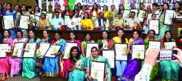 विभिन्न क्षेत्रों में कार्यरत 61 महिलाओं को महिला दिवस में नवसृजन मंच ने दिया महतारी सम्मान
