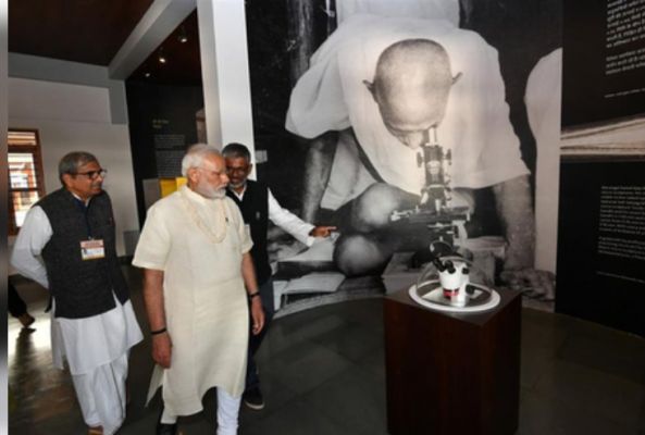 दांडी मार्च 95वीं वर्षगांठ : मोदी सरकार ने गांधीजी की विरासत को क‍िया सम्मानित, कांग्रेस पर राजनीतिक स्वार्थ का आरोप 