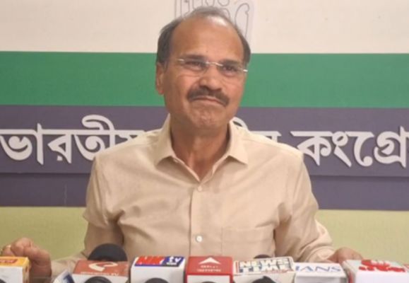 देश के अल्पसंख्यक समुदाय के धार्मिक अधिकारों को छीनने की कोशिश की जा रही: अधीर रंजन चौधरी 