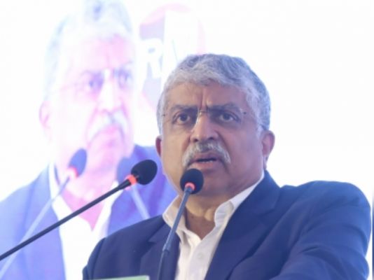 एक अरब भारतीयों को एआई-ड्रिवन डिजिटल इकोनॉमी में लाने का यही सही समय: नंदन नीलेकणि 